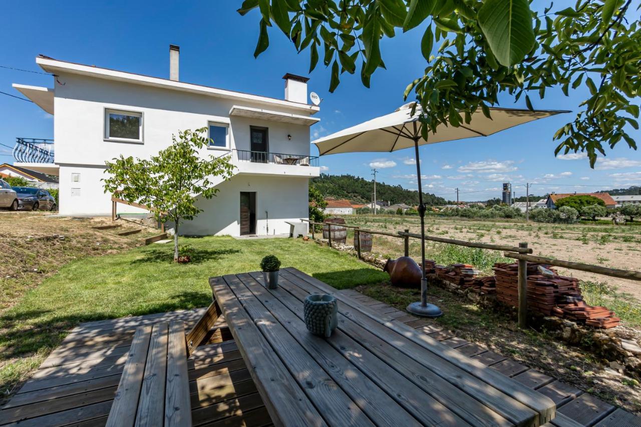 Charming Country House Ourém エクステリア 写真